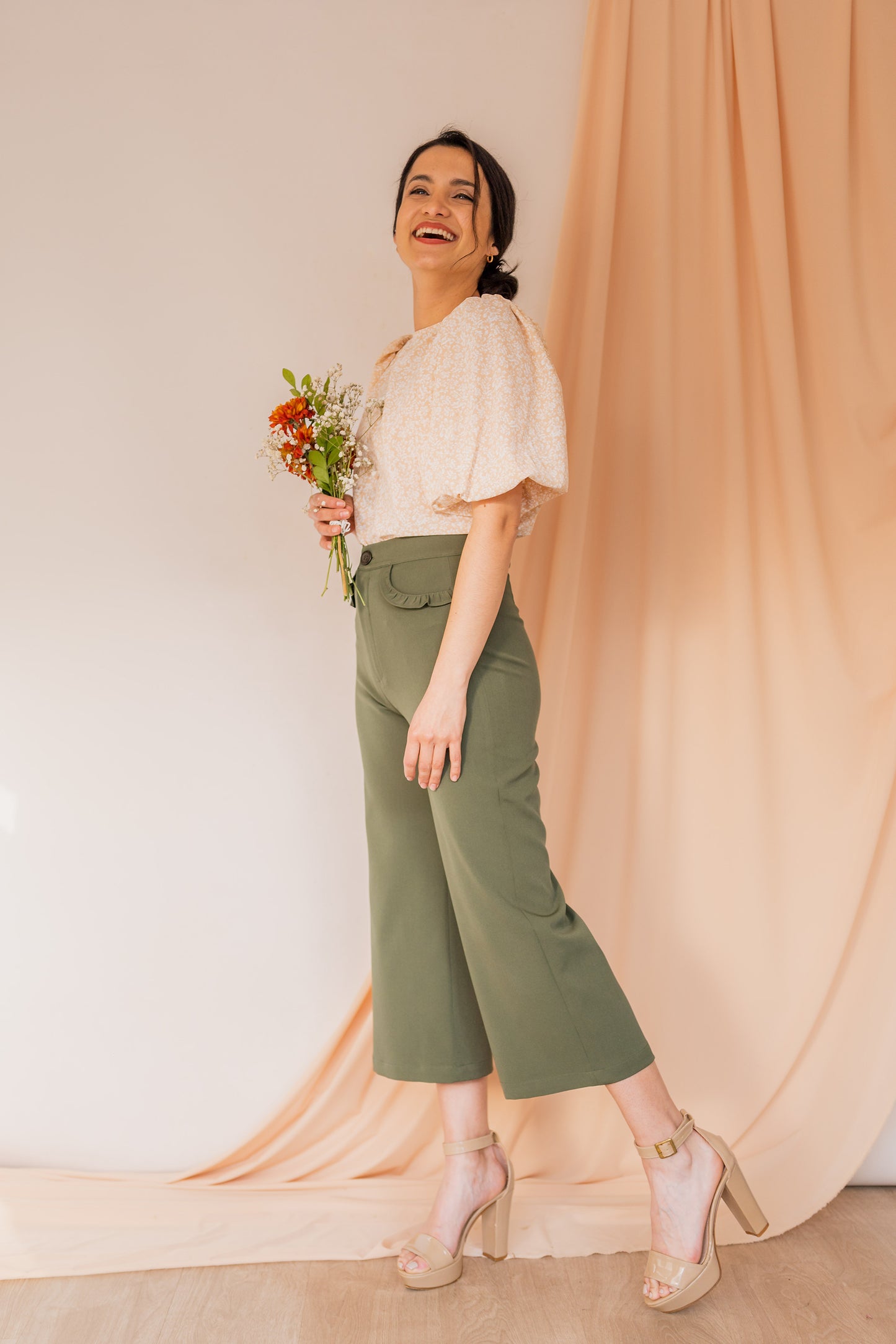 Pantalón Wide Leg Astromelia - Verde Militar