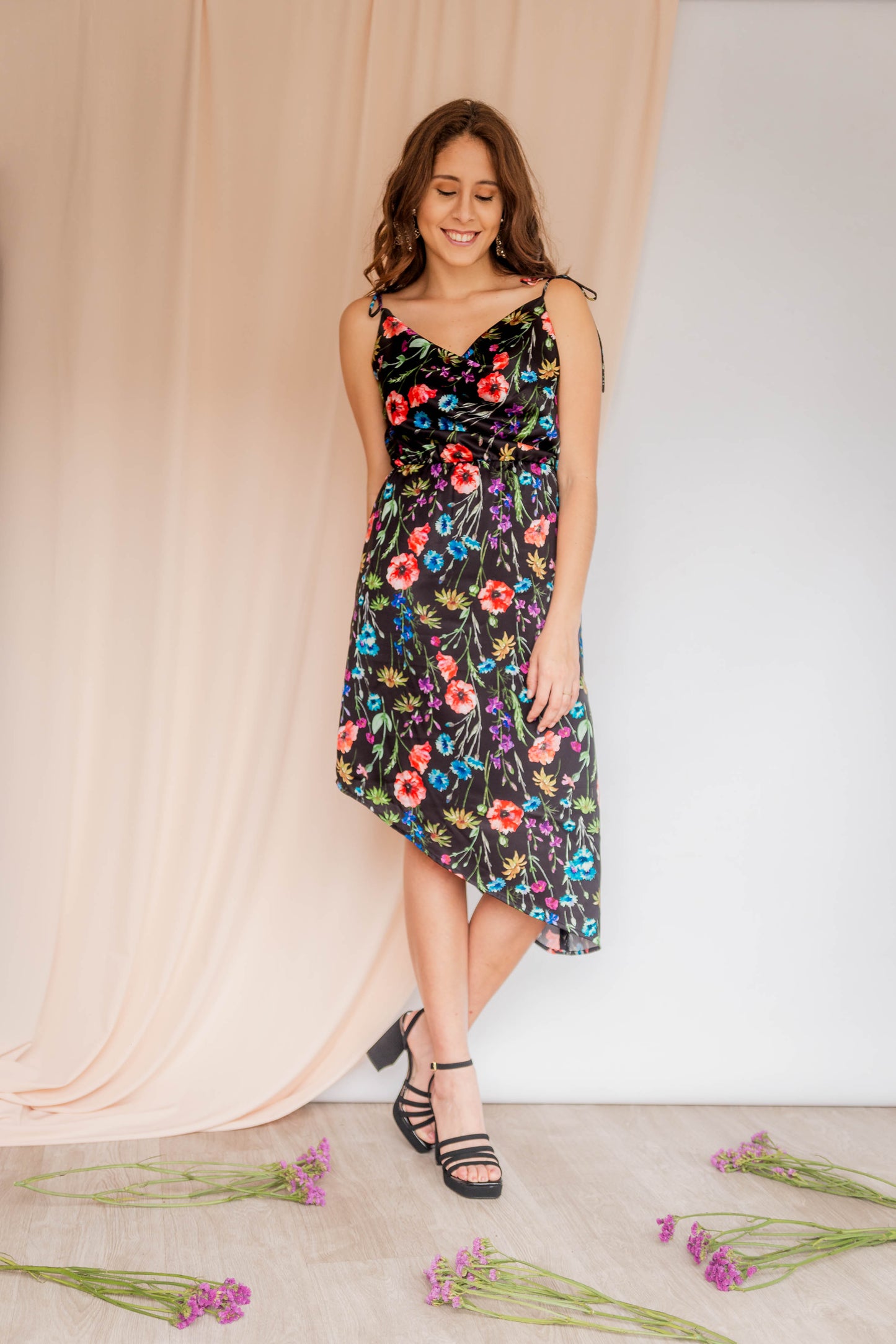 Vestido Lirio - Negro Floral